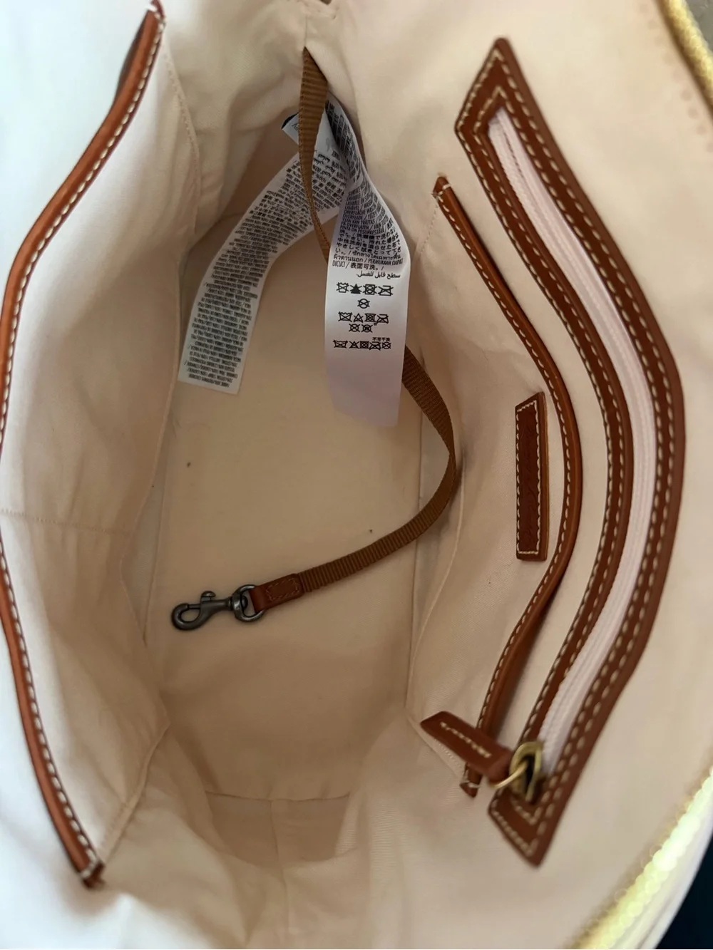 2022 Disney Dooney & Bourke Epcot Food & Wine Festival Satchel Bag Purse Strap